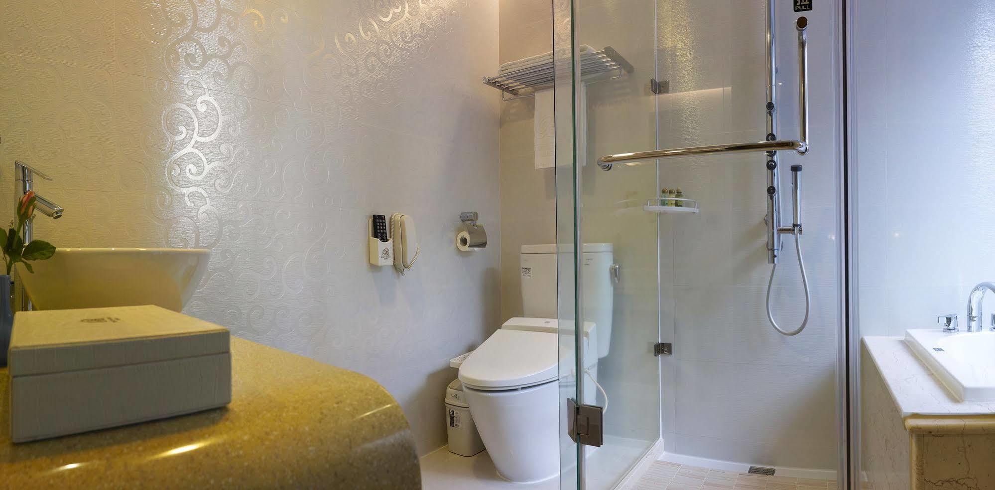 Beauty Hotels - Beautique Hotel Taipei Bagian luar foto